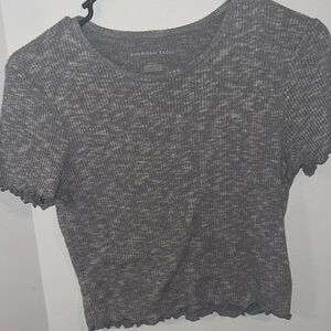 American Eagle Gray Ribbed cropped tee